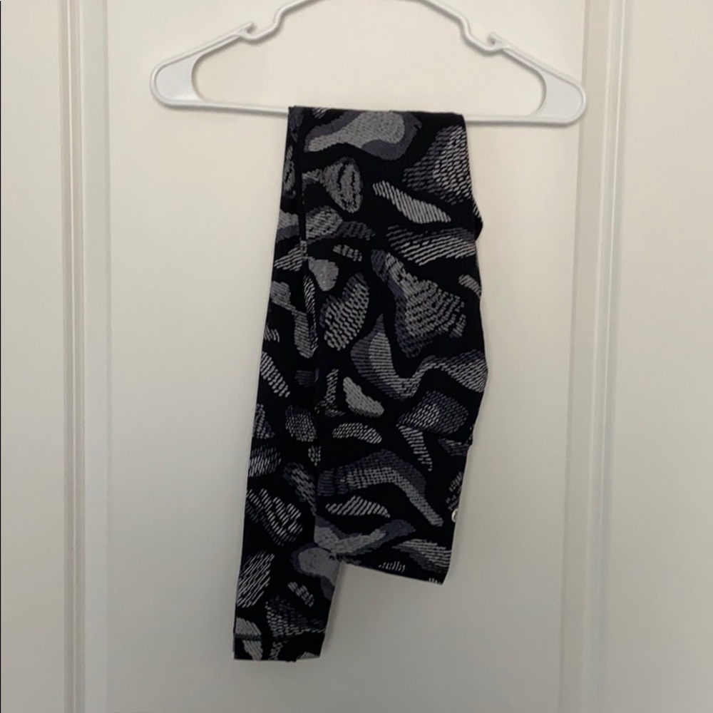 Never worn perfect condition lulu leggings